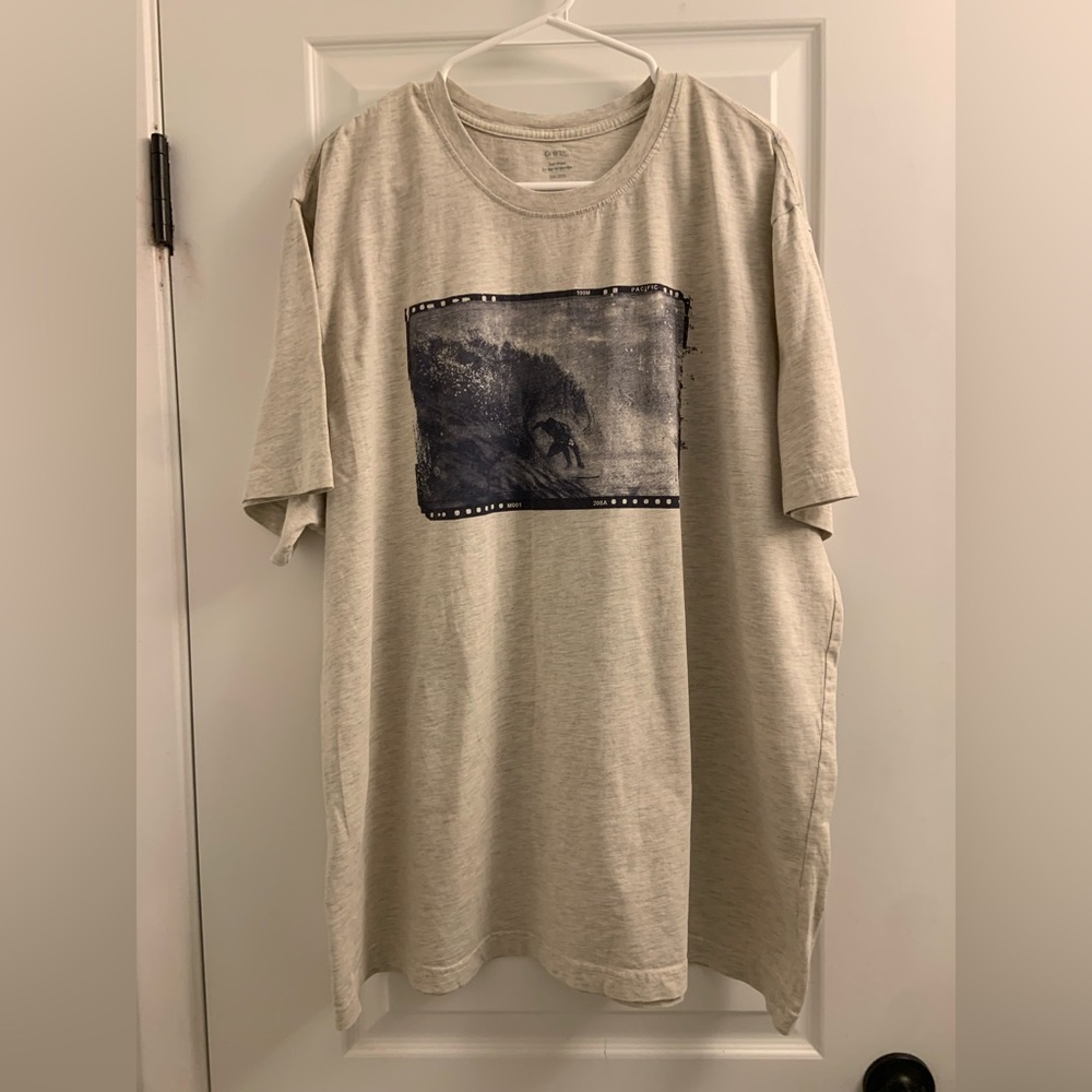 George Light Gray Graphic Tee with Navy Surf Print
